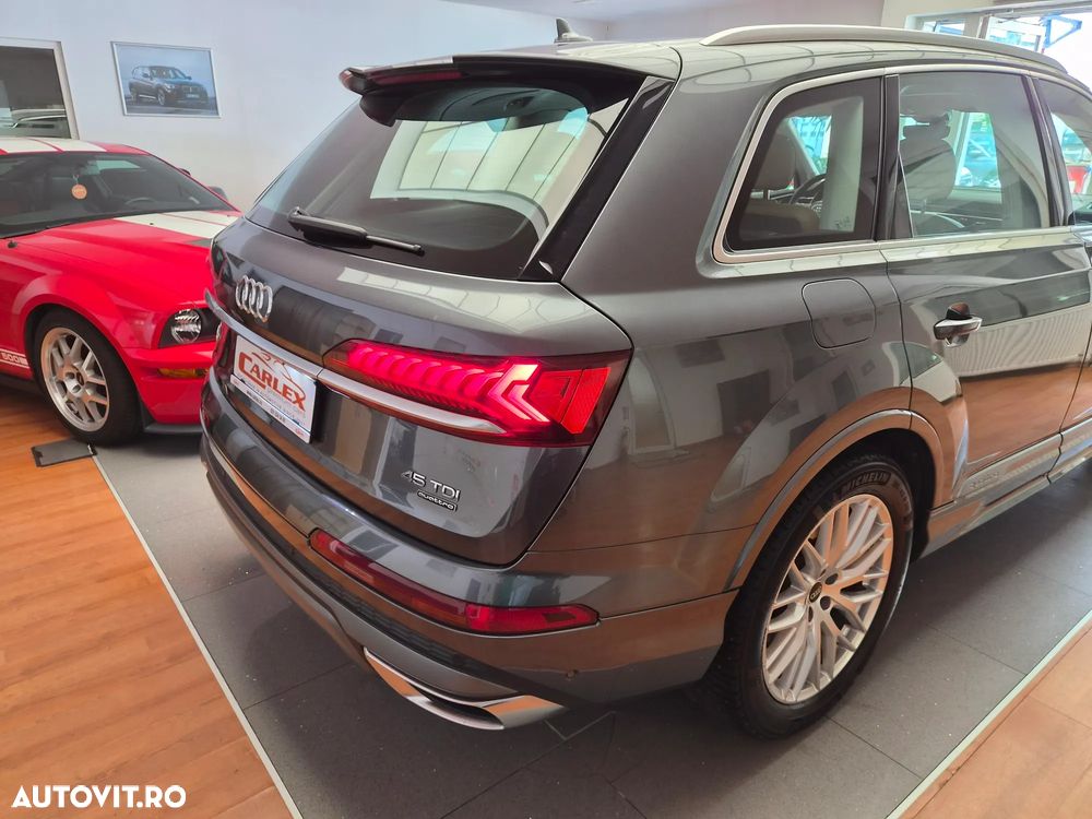 Audi Q7 3.0 45 TDI quattro Tiptronic MHEV S Line - 36