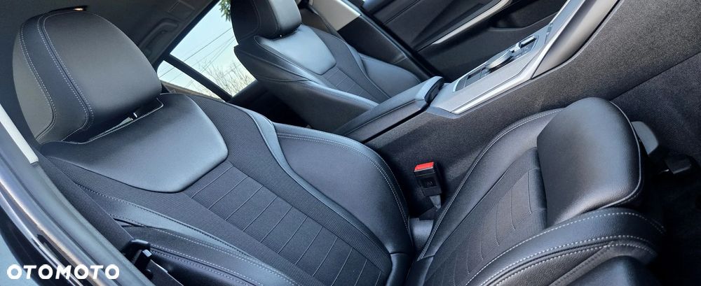 BMW Seria 3 320d M Sport Shadow - 14