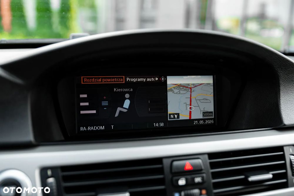 BMW Seria 3 330xi - 30