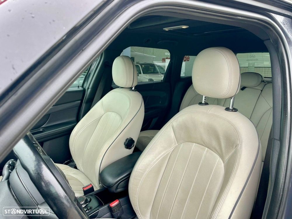 MINI Countryman Cooper SE ALL4 Auto - 12