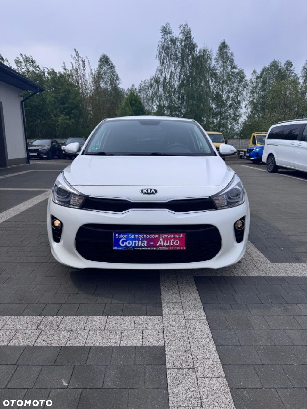 Kia Rio - 9