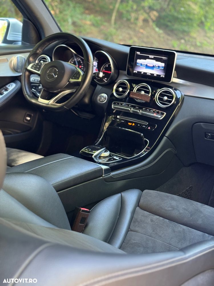 Mercedes-Benz GLC 250 d 4Matic 9G-TRONIC AMG Line - 6