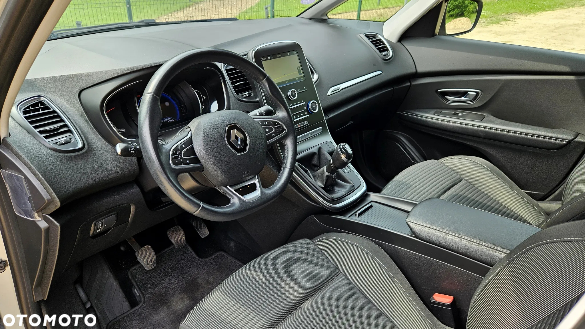 Renault Scenic 1.3 TCe FAP Zen - 27