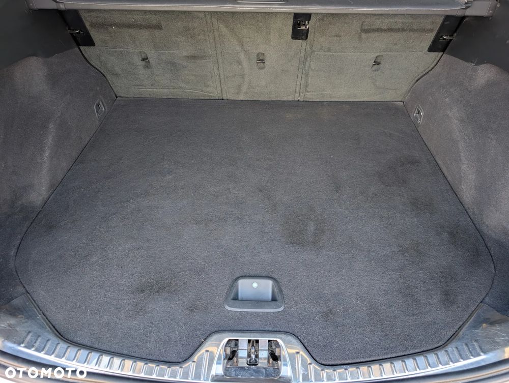 Volvo V60 D3 Geartronic Summum - 38