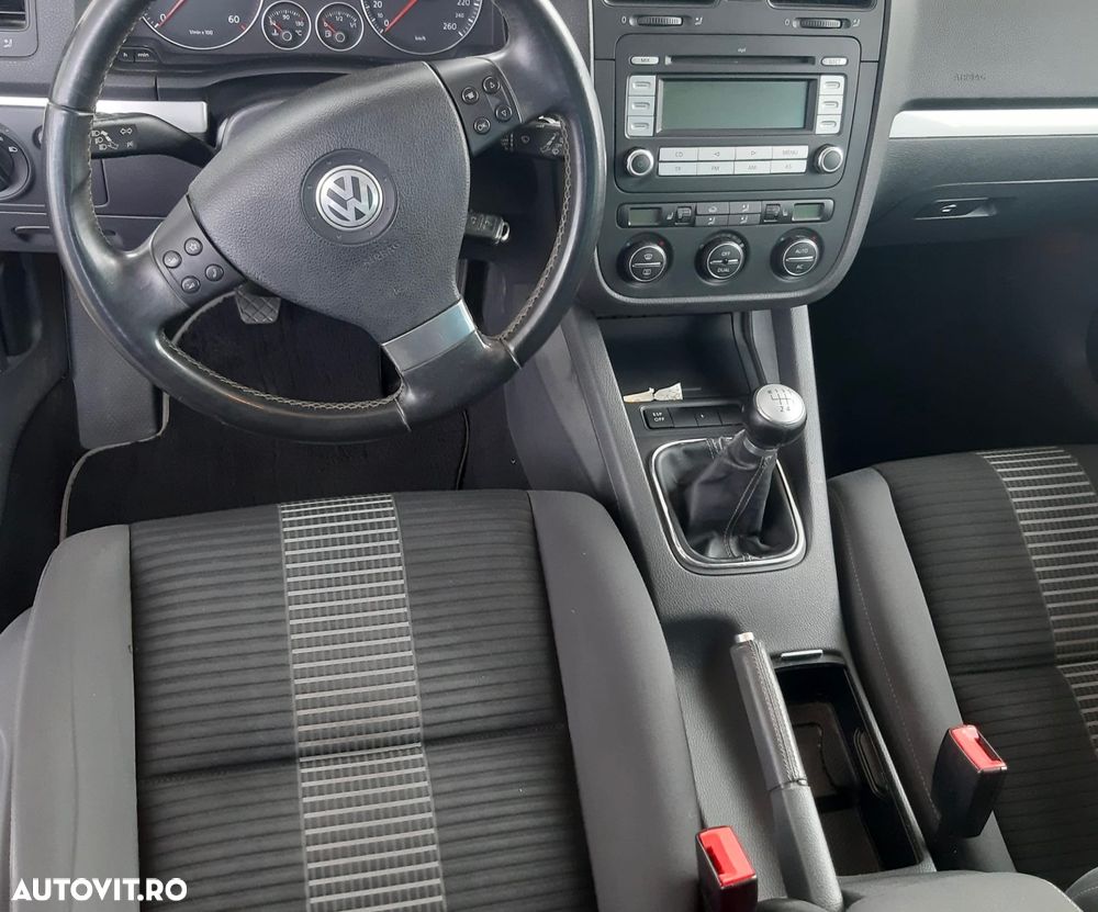 Volkswagen Golf - 7