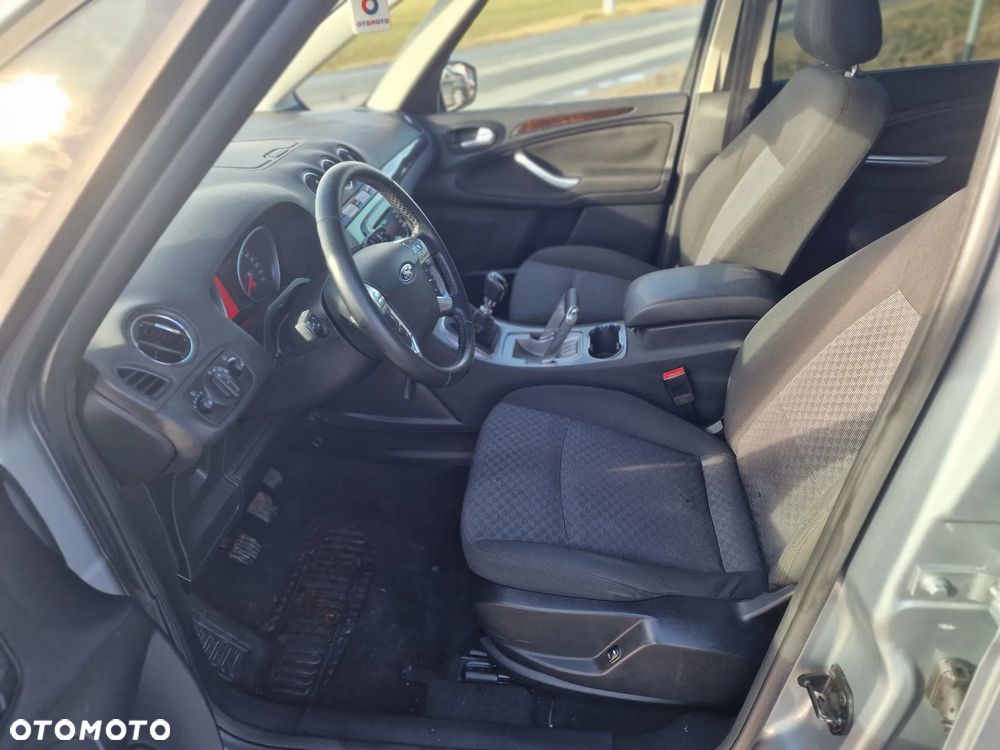 Ford Galaxy 2.0 TDCi Ghia - 18