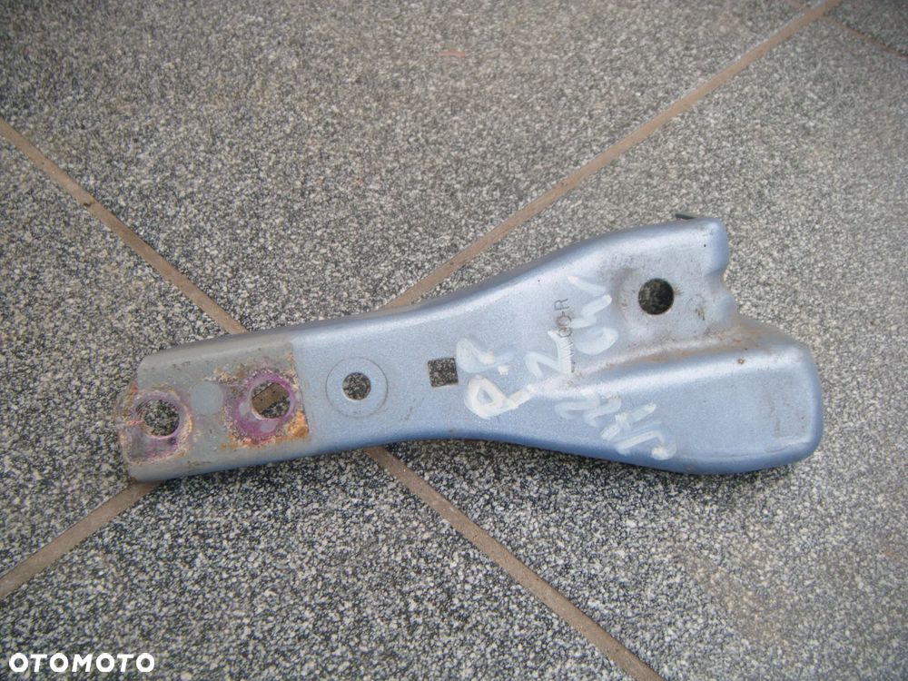 honda jazz 2 04r mocowanie błotnika prawy przód - 1