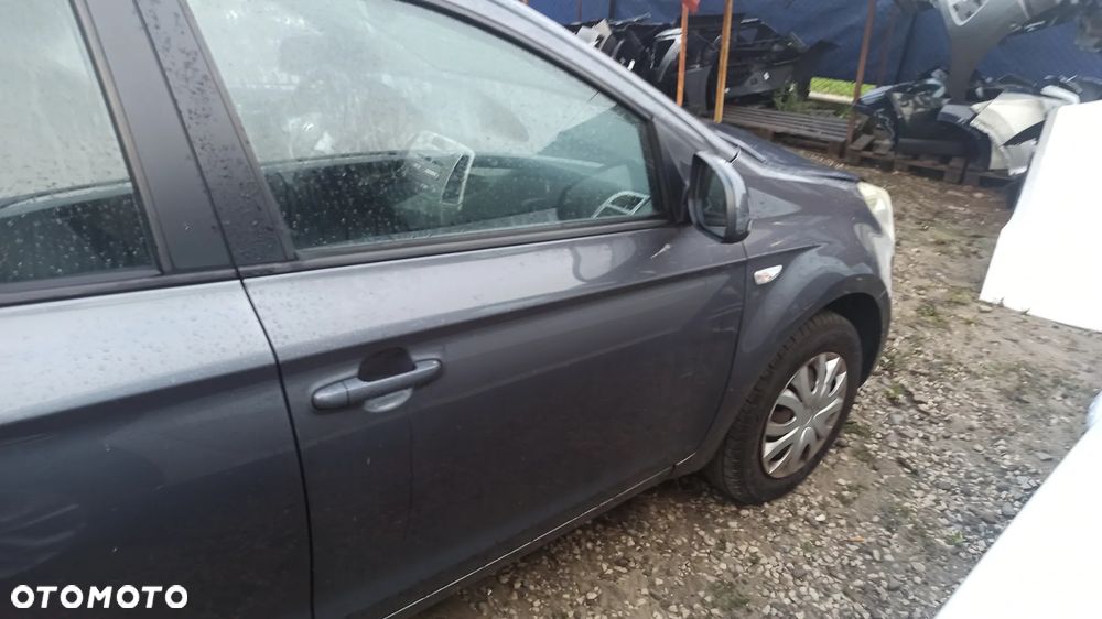 Hyundai I20 08-  silnik 1.2 B G4LA  Lakier 2E  skrzynia maska zderzak drzwi błotnik klapa  lusterka  deska  fotele - 4