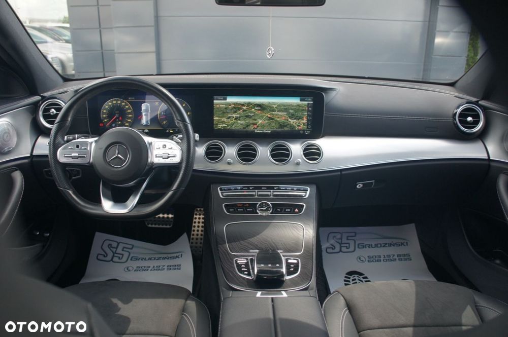 Mercedes-Benz Klasa E - 8