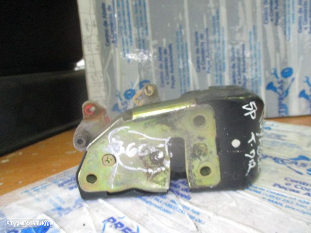 Fecho FEC3665 CHRYSLER VOYAGER 1999 Td 2 PINOS - 4