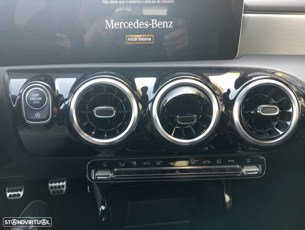 Mercedes-Benz A 160 AMG Line - 13