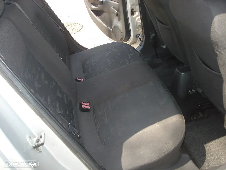 Opel Corsa 1.2 Enjoy Easytronic 125g - 15