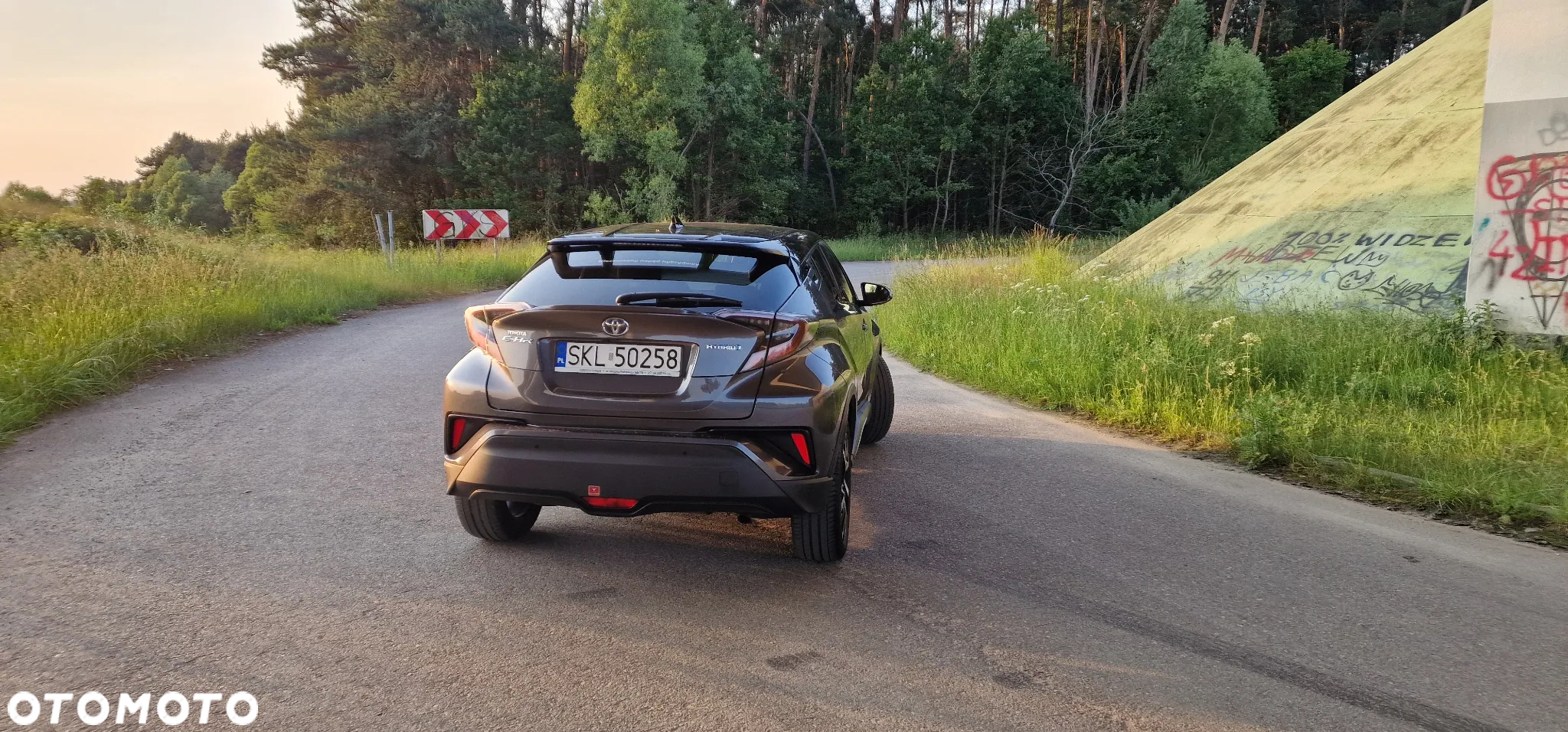Toyota C-HR - 5