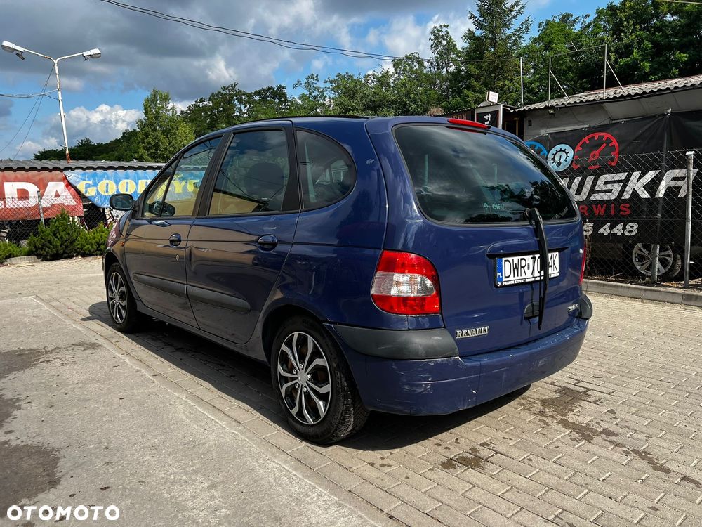 Renault Scenic 1.6 16V Alize - 5