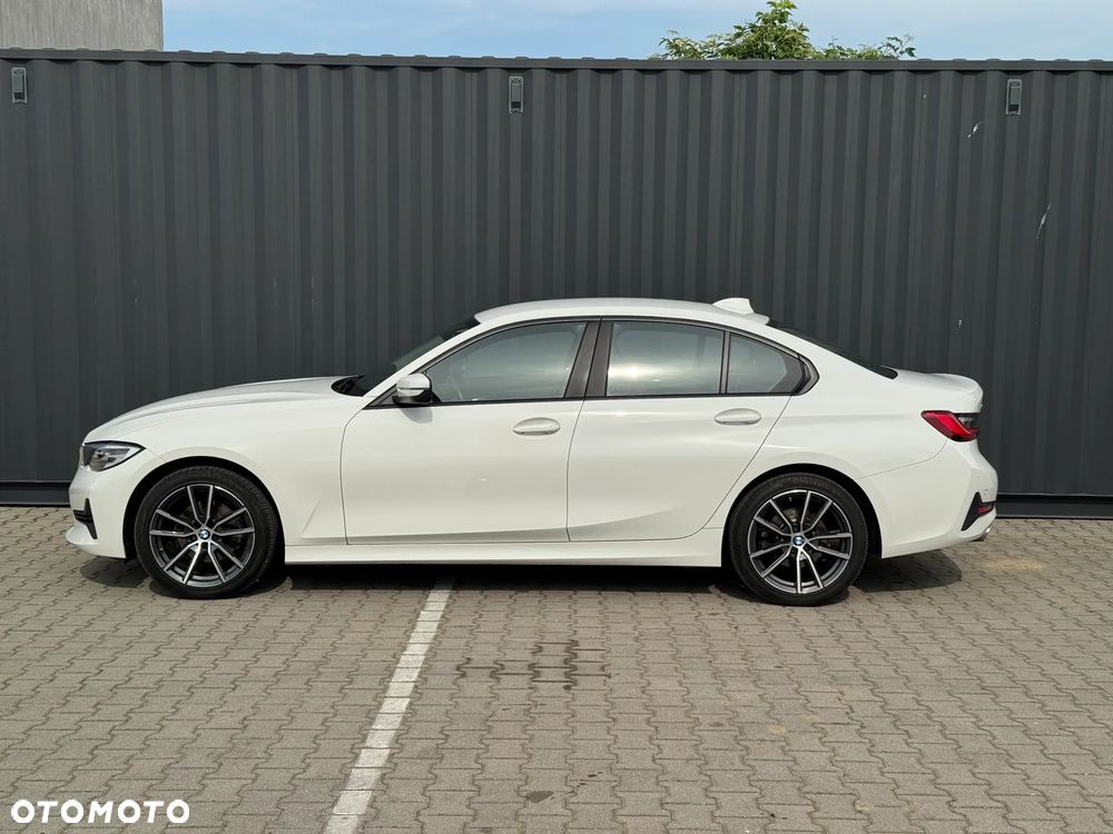 BMW Seria 3 320d xDrive - 6