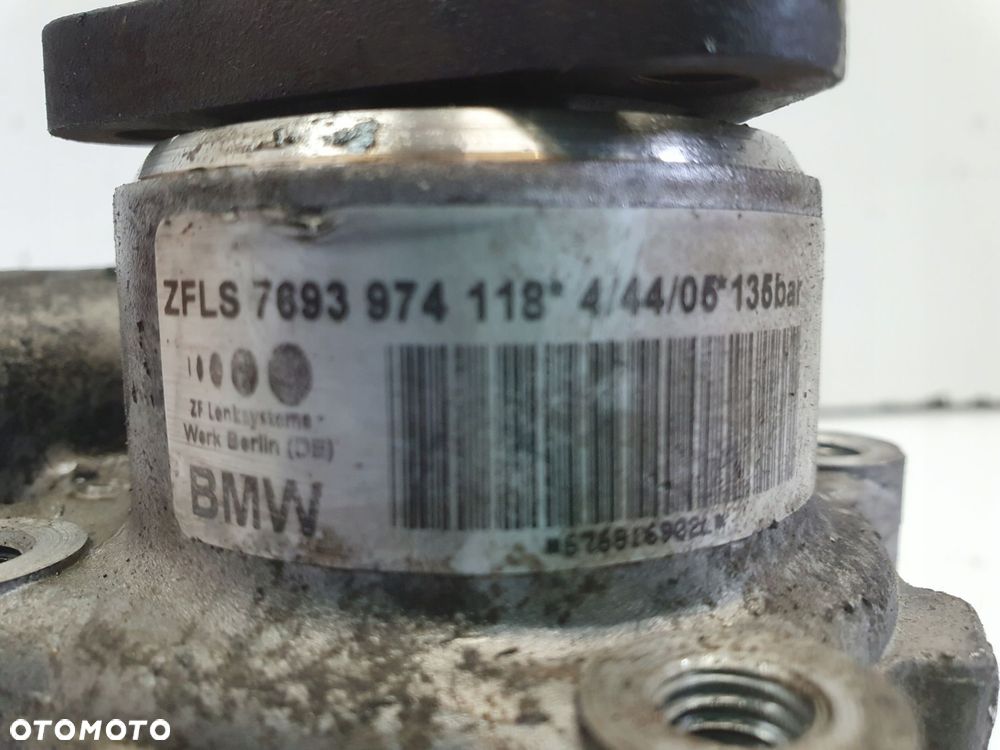 BMW E60 2.5 D POMPA WSPOMAGANIA 7693974 - 9