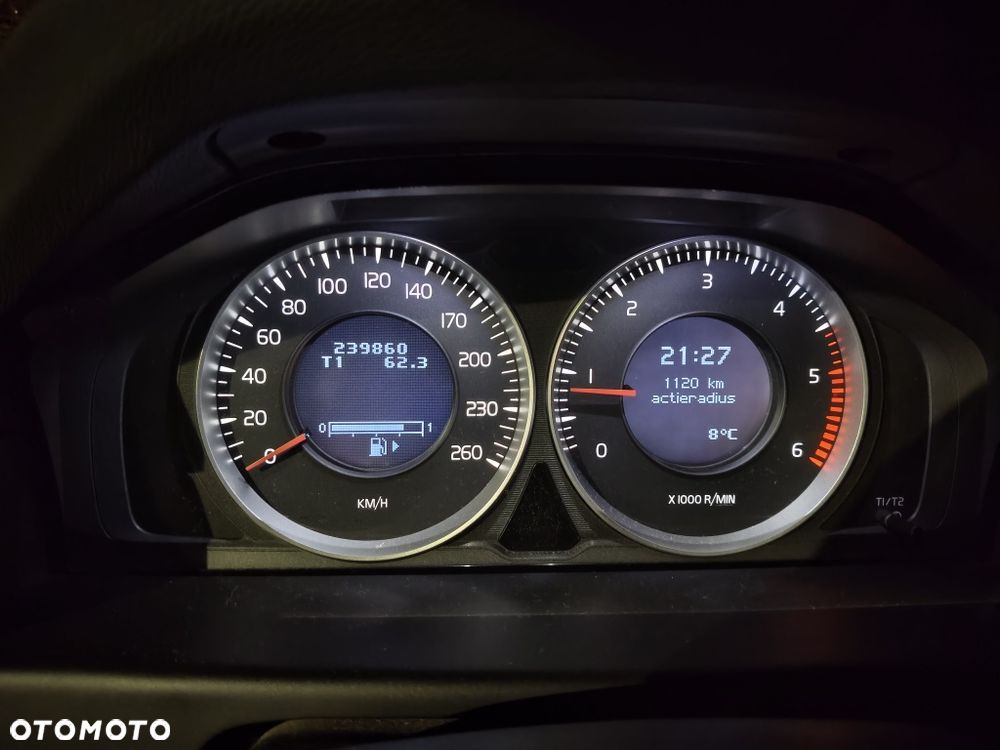 Volvo V70 - 8