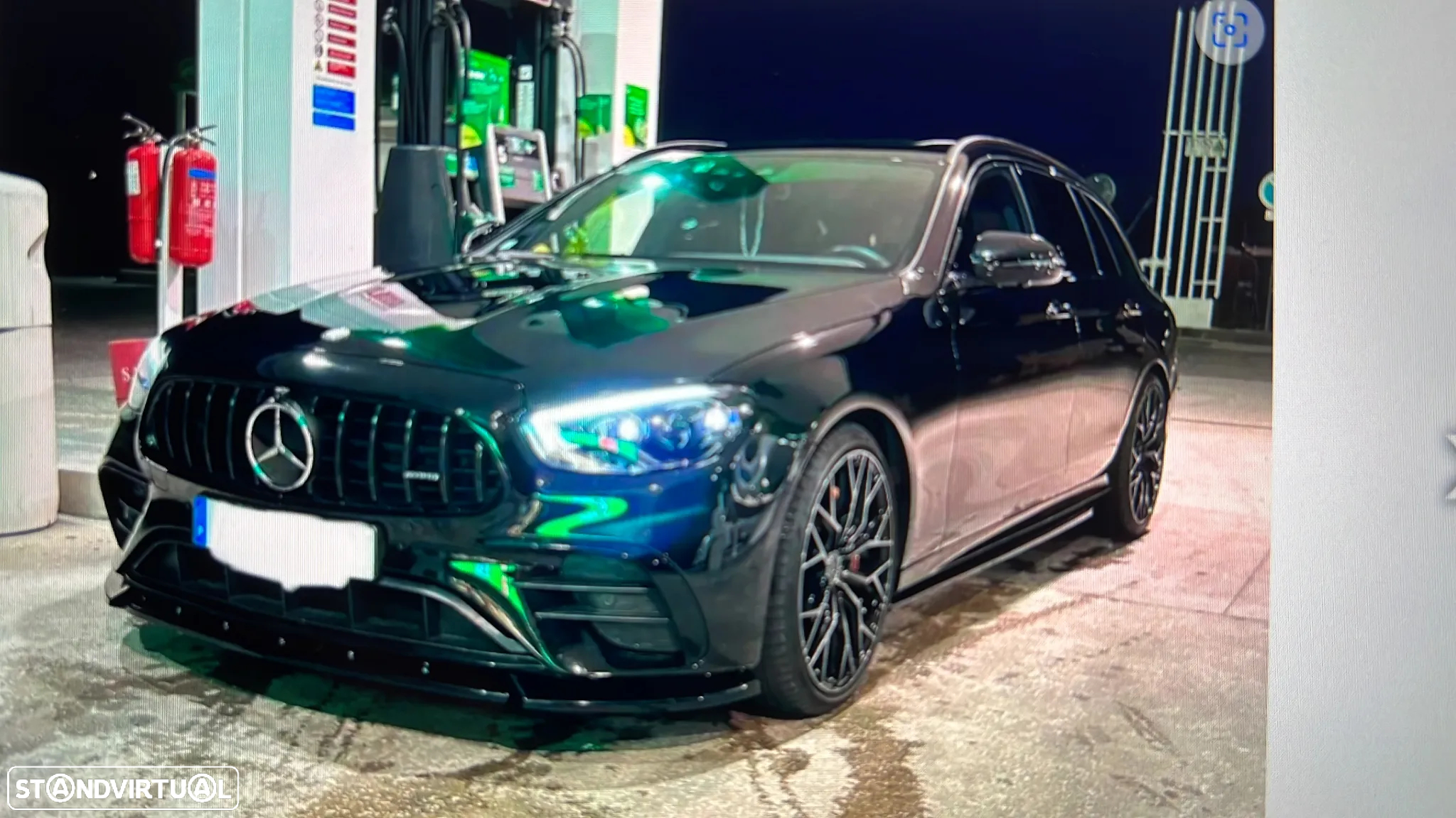 Mercedes-Benz E 400 d 4Matic T 9G-TRONIC AMG Line - 12