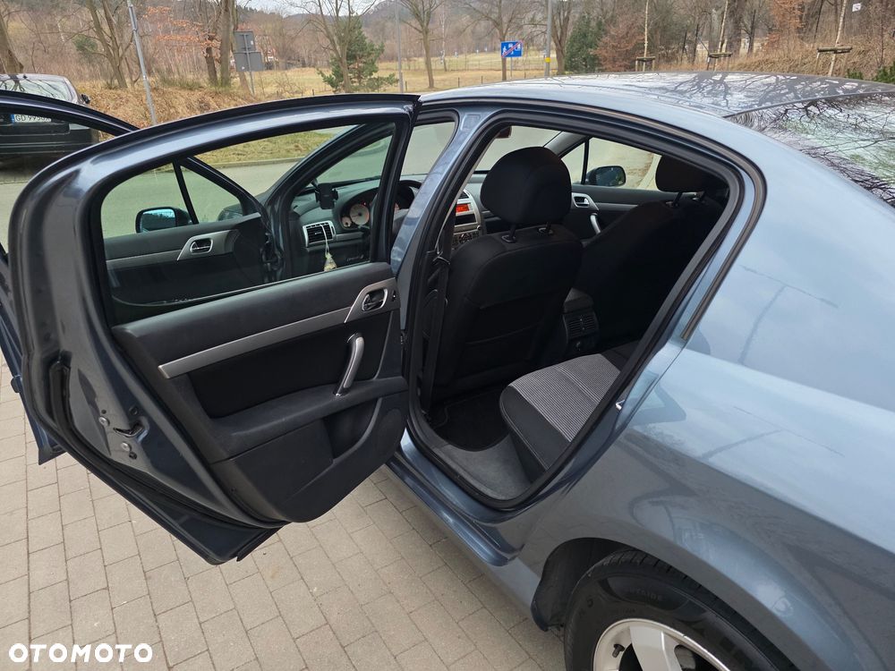 Peugeot 407 - 7