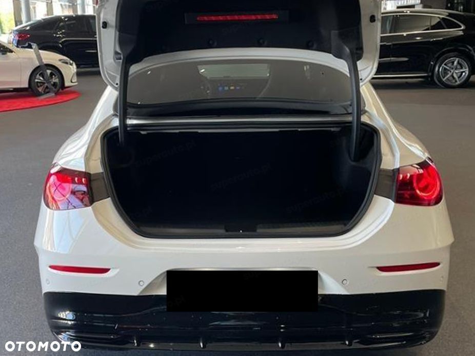 Mercedes-Benz CLA 200 mHEV 8G-DCT - 8