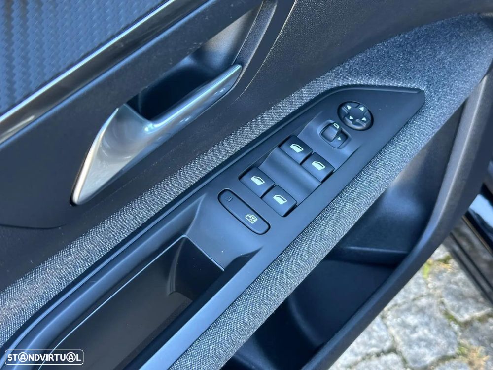 Peugeot 3008 1.5 BlueHDi Active Pack - 24