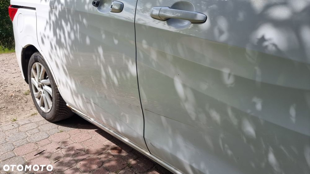 Mazda 5 - 5