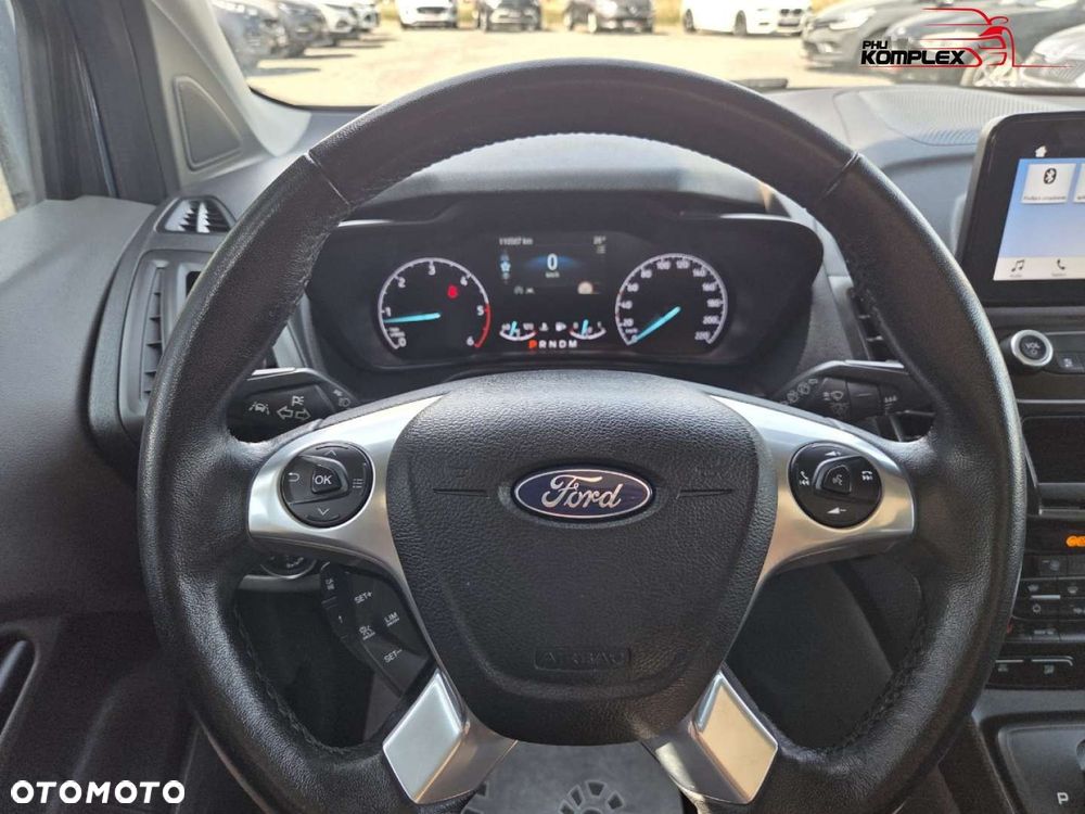 Ford Tourneo Connect Grand - 23