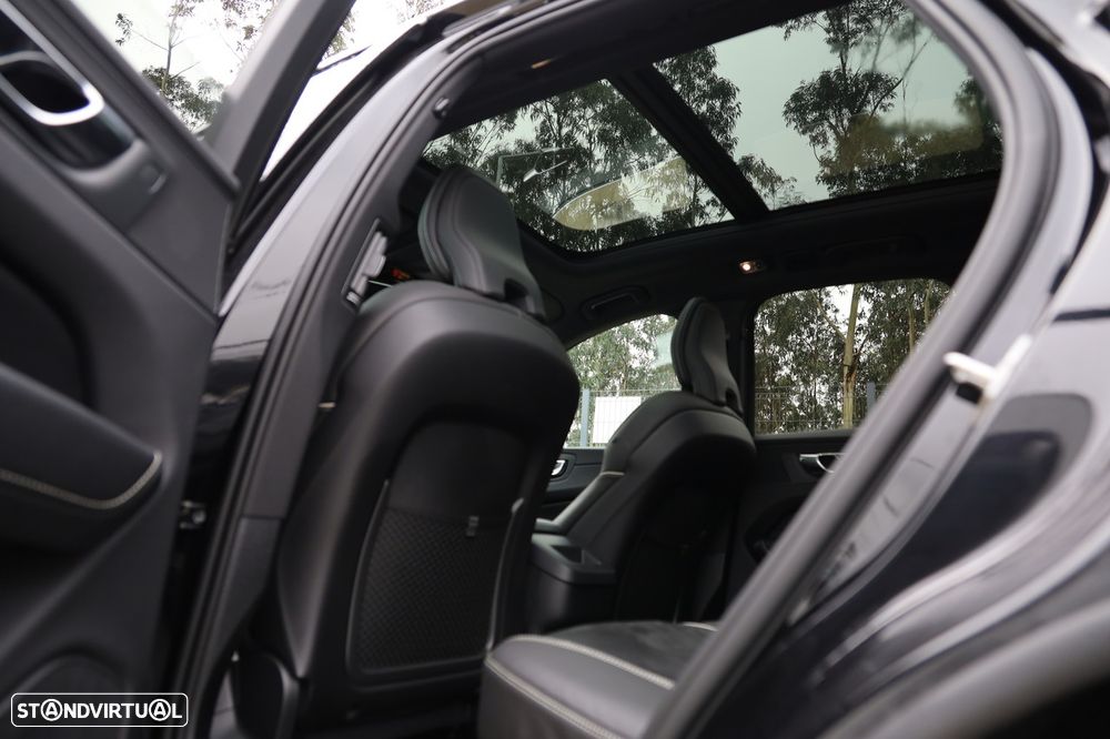 Volvo XC 60 2.0 D4 R-Design Geartronic - 11