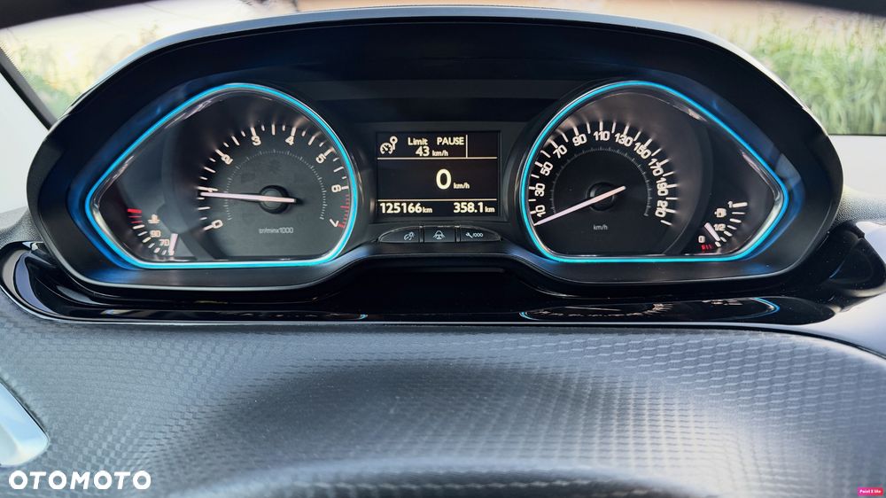 Peugeot 2008 PureTech 110 Stop&Start Allure - 40
