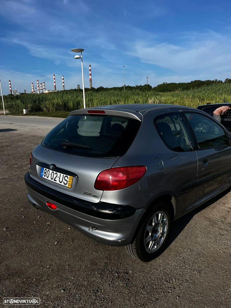Peugeot 206 - 9