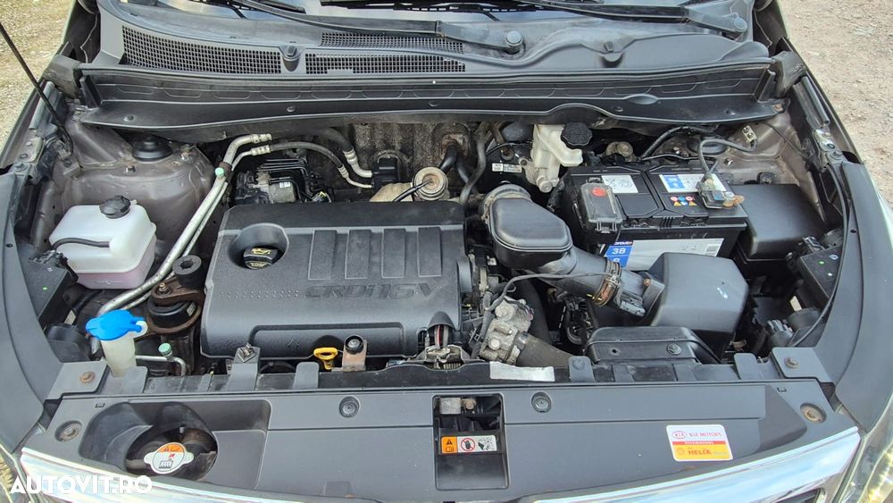 Kia Sportage ver-1-7-crdi-2wd-isg-dream--team-edition - 19