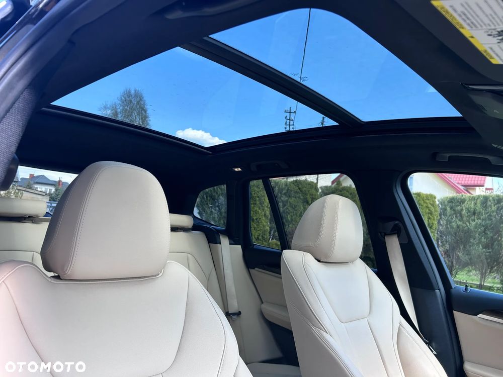 BMW X3 xDrive30i Luxury Line - 15