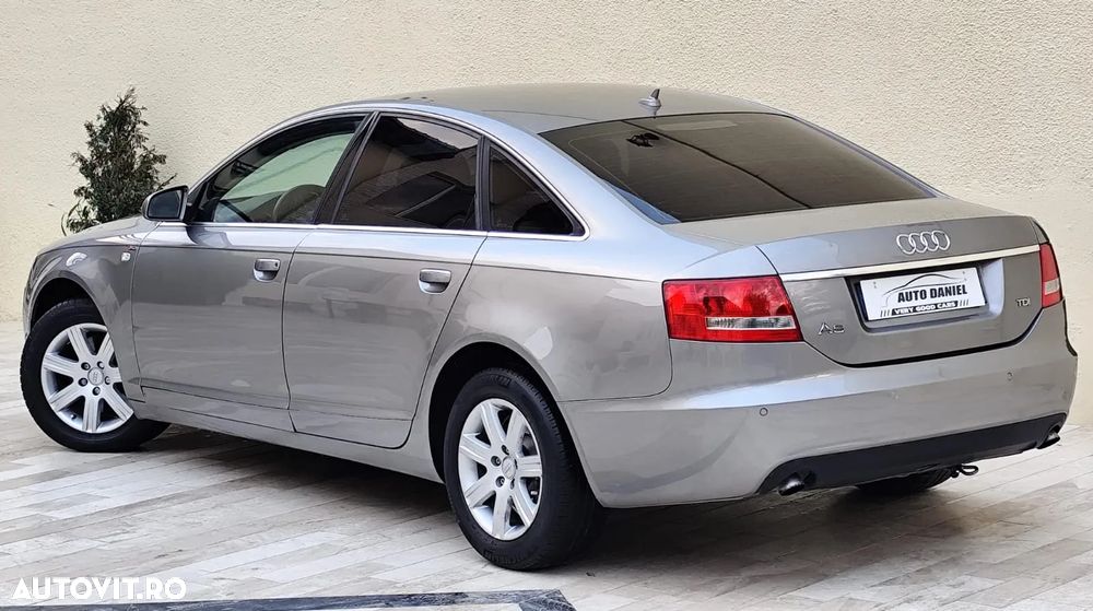 Audi A6 - 4
