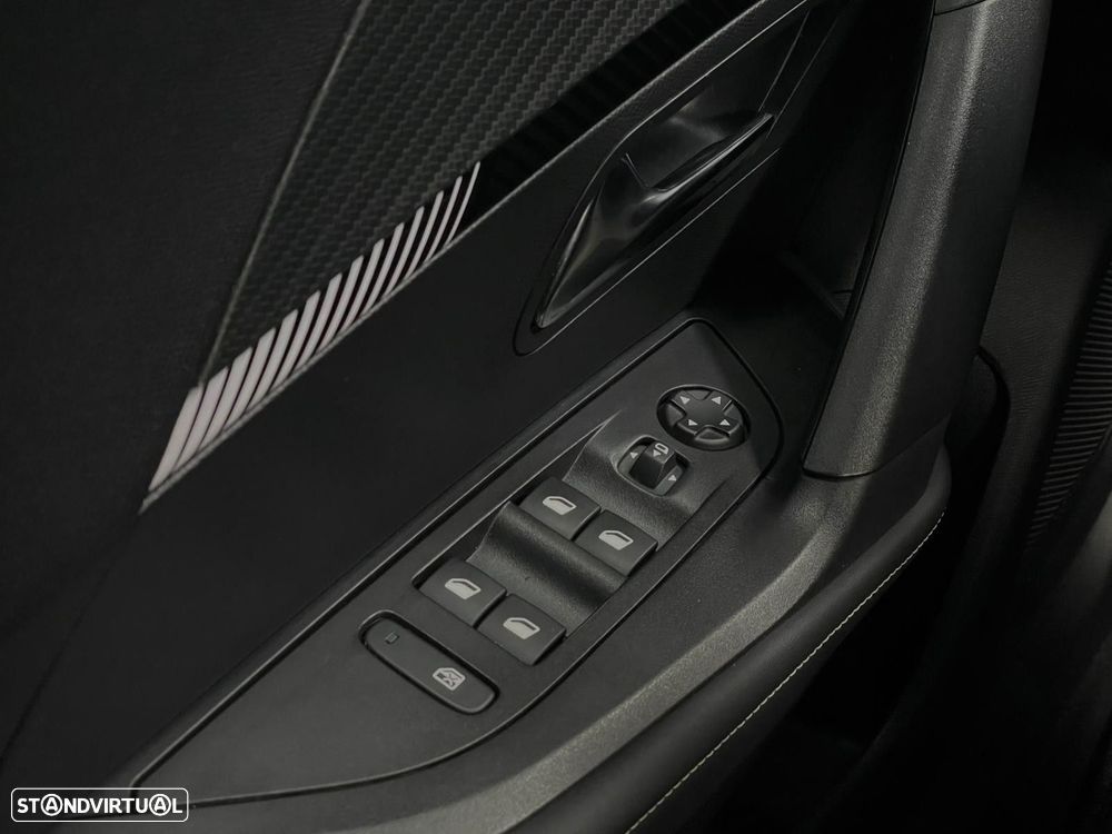 Peugeot 2008 1.2 PureTech Allure Pack - 10