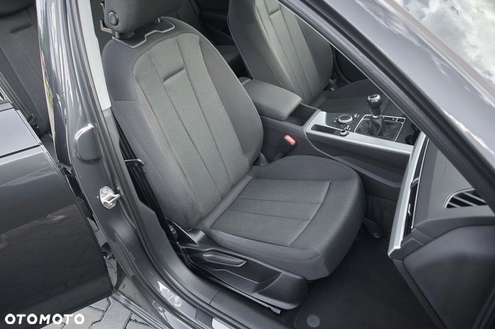 Audi A4 Limousine 2.0 TDI - 23