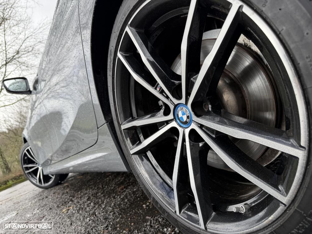 BMW 330 e Pack 50 anos M Auto - 7