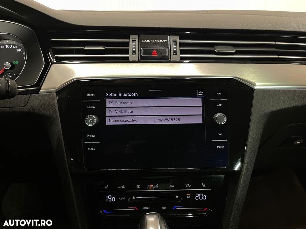 Volkswagen Passat 2.0 TDI DSG Highline - 15