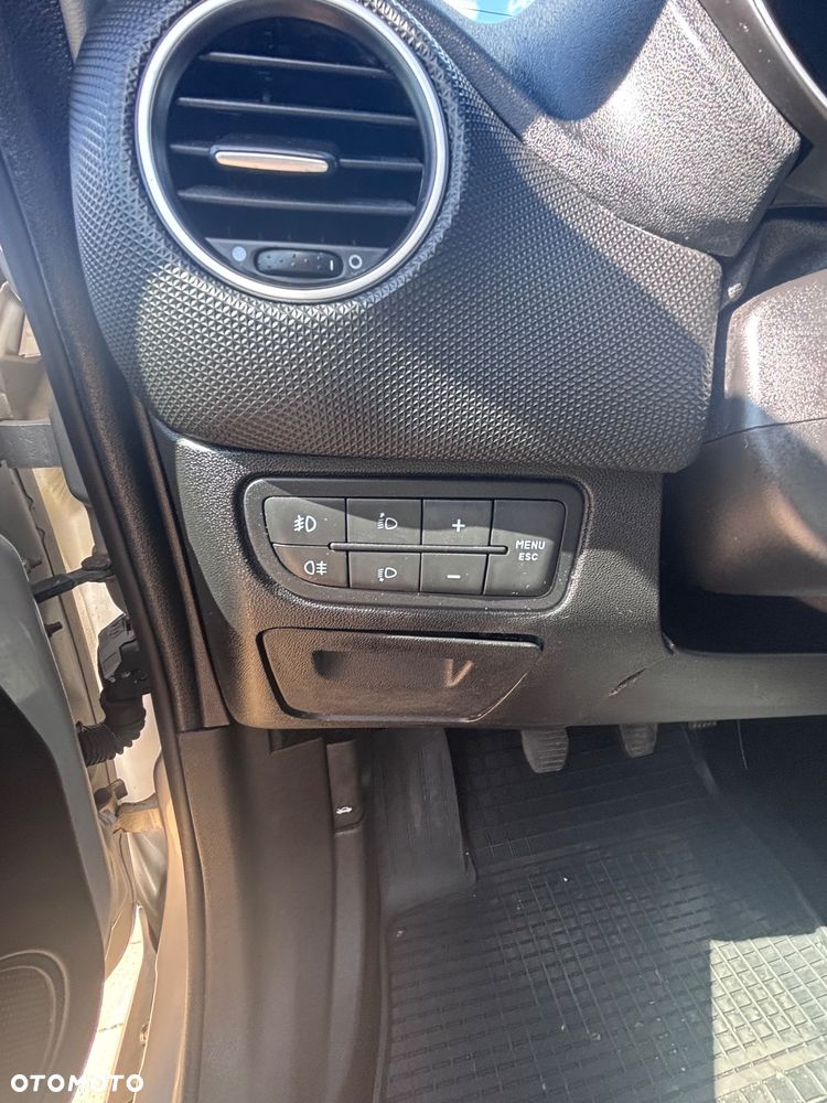 Fiat Punto 1.4 Easy S&S - 11