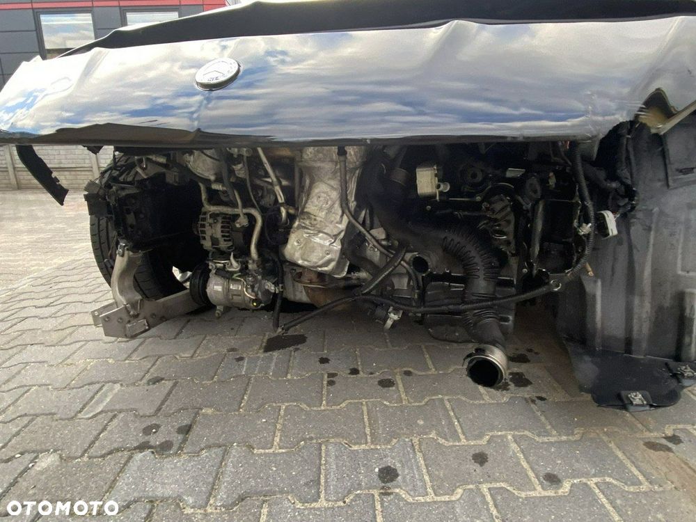 Mercedes-Benz CLA 180 7G-DCT - 9