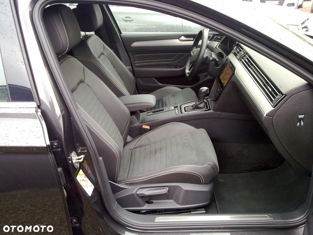 Volkswagen Passat 2.0 TDI SCR Highline DSG - 18