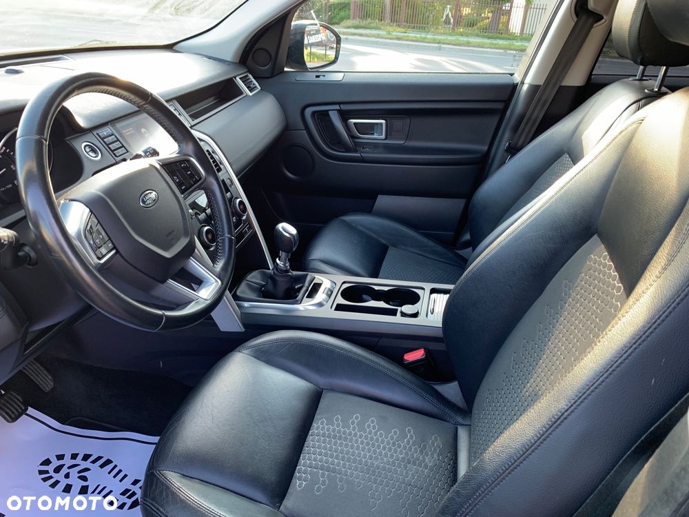 Land Rover Discovery - 16
