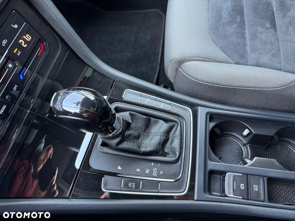 Volkswagen Golf 1.4 TSI BlueMotion Technology DSG Highline - 18