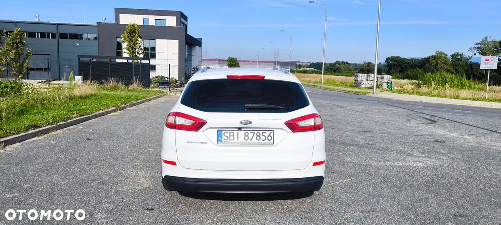 Ford Mondeo 2.0 TDCi Trend PowerShift - 6