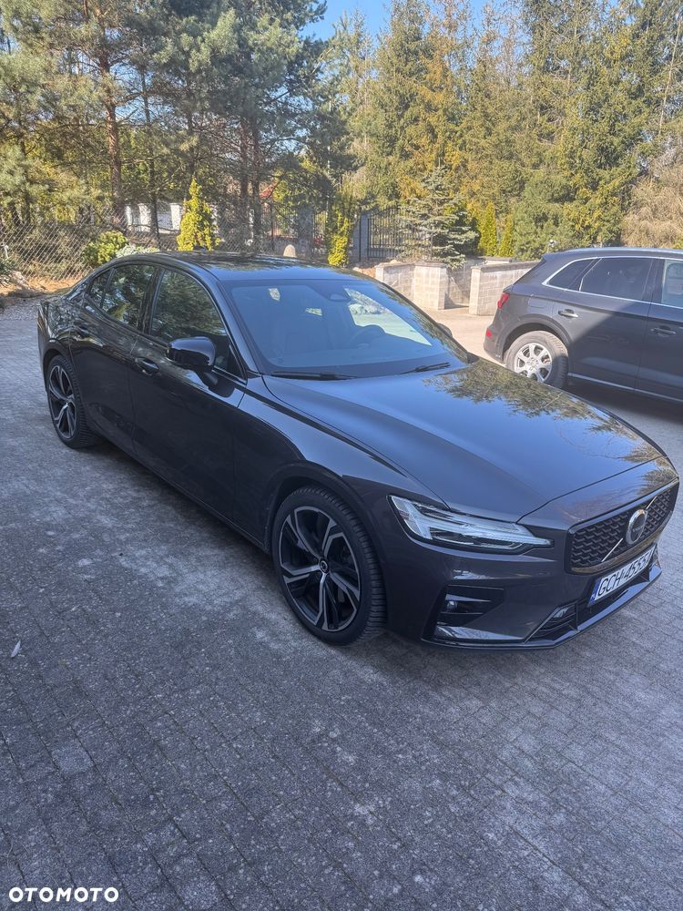 Volvo S60 B5 B AWD Ultimate Dark - 4