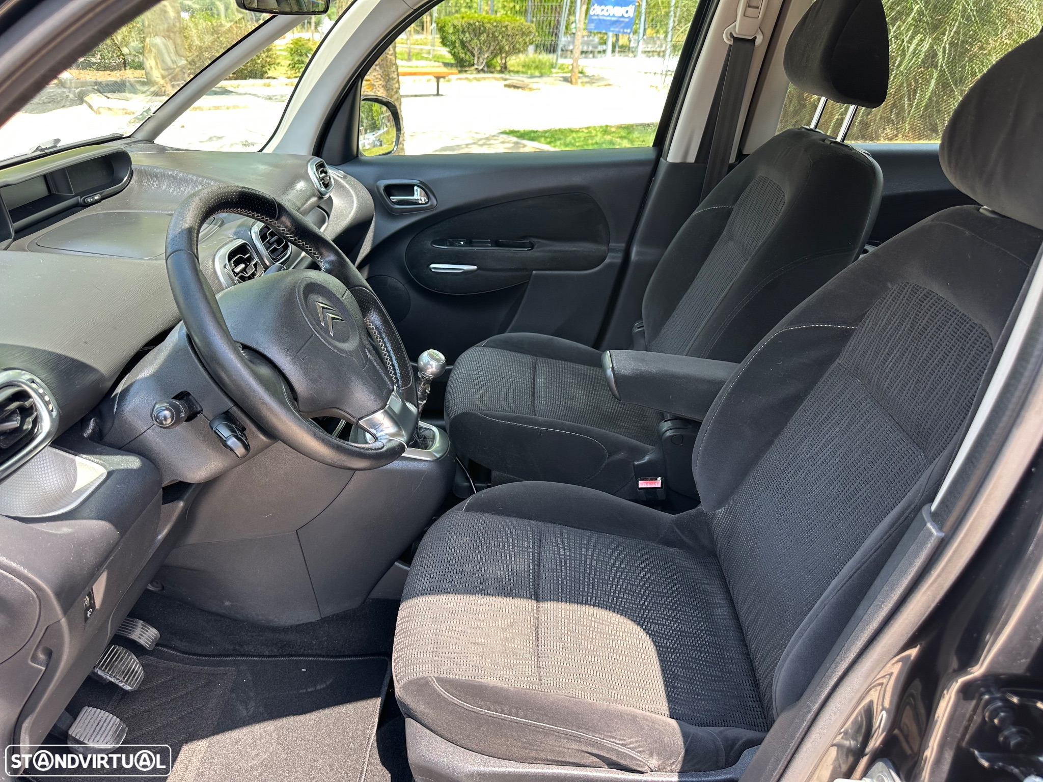 Citroën C3 Picasso 1.6 HDi Exclusive Airdream - 20
