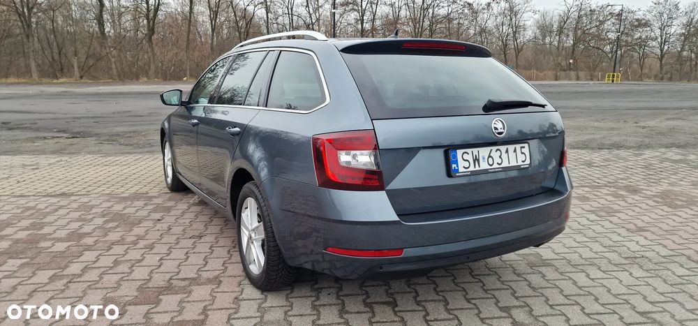Skoda Octavia 1.6 TDI Soleil - 16