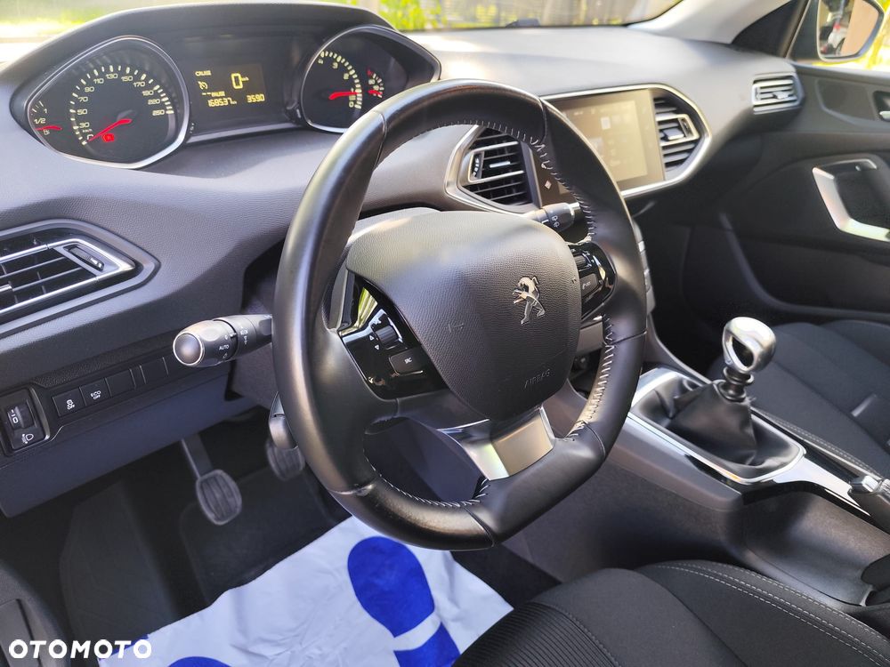 Peugeot 308 PureTech 130 GPF Stop & Start Allure - 20
