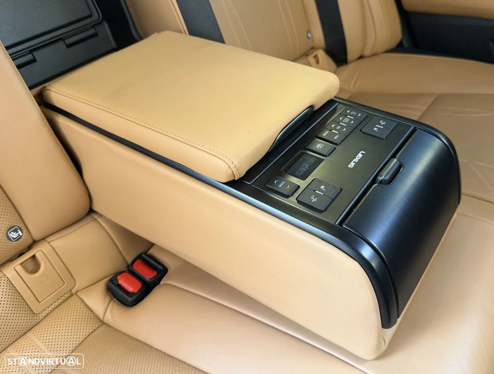 Lexus ES 300h Luxury+ - 33