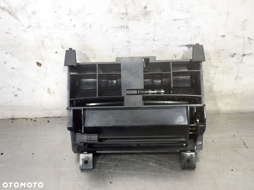 POPIELNICZKA AUDI A3 8P 2.0TDI D9643369380 - 6