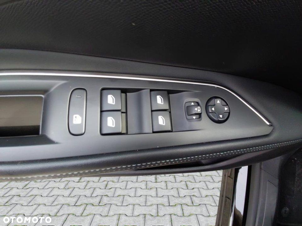 Peugeot 3008 2022